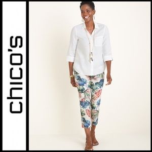 NWT Chico’s Secret Stretch Palm Print Crop Pant